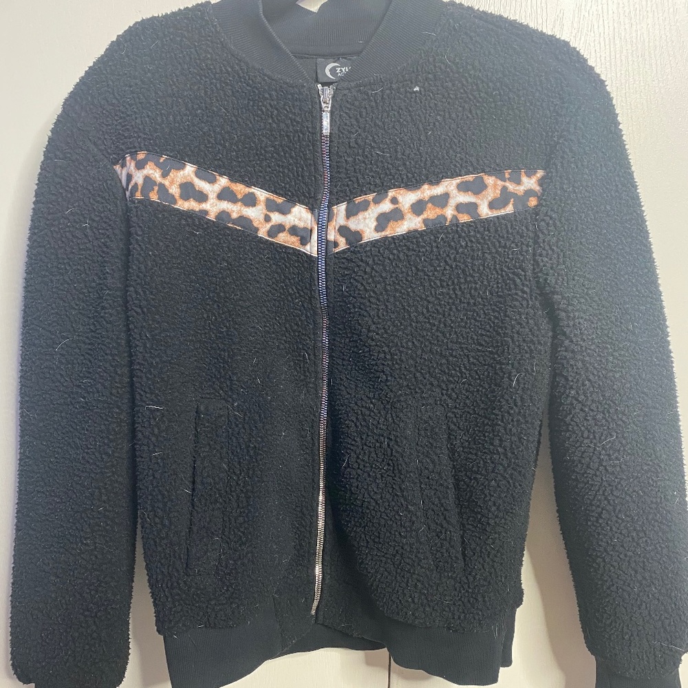 Leopard v fleece jacket